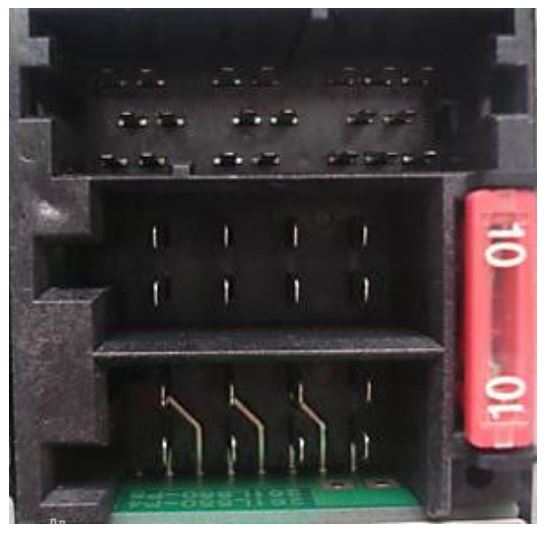 BTS-VW1 Bluetooth® Streaming for Select Volkswagen & Audi Vehicles User Manual - Radio must have an 8-pin CD changer port