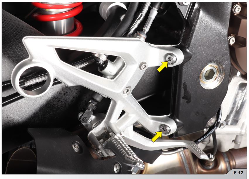 AkRAPOVIC Racing and Evolution Exhaust System for BMW S1000 R,RR - Figure 12