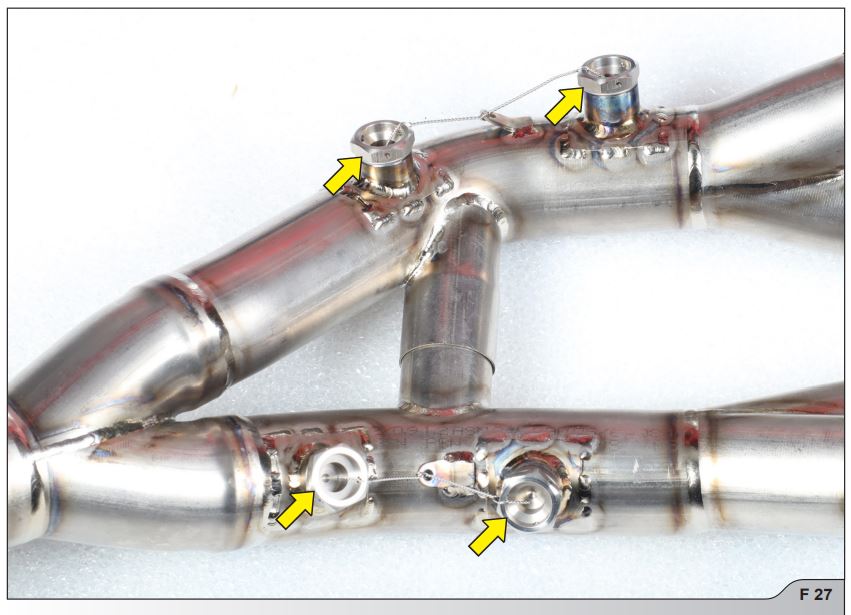 AkRAPOVIC Racing and Evolution Exhaust System for BMW S1000 R,RR - Figure 27