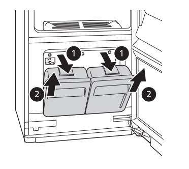 LG Styler S3RF Refresh and sanitize garments - Pull the handle of the tank forward